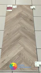 Фото Виниловая плитка Moduleo Layred Herringbone Sierra Oak 58847 