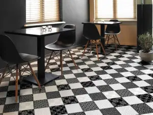 CHESS 4